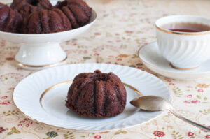 Chocolate vegan cake with tea